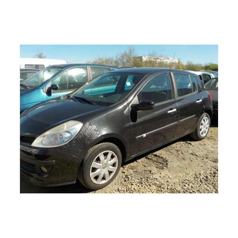 Autoradio RENAULT CLIO 3 PHASE 1 d’occasion