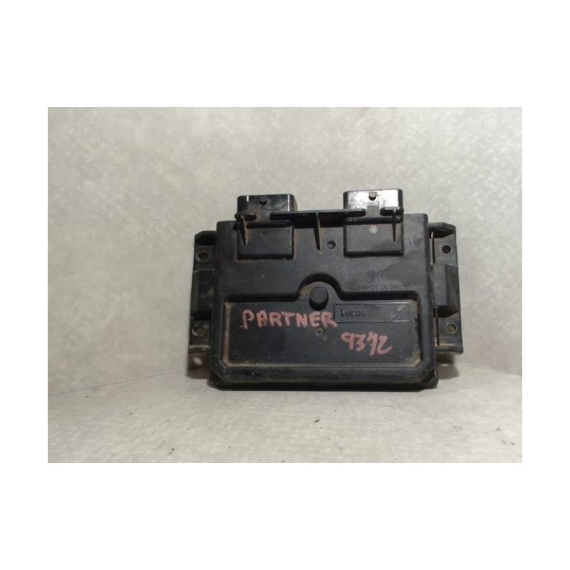 Calculateur PEUGEOT PARTNER 1 PHASE 1 d’occasion
