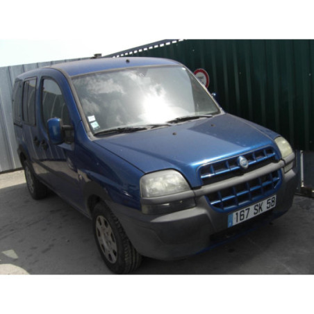 Feu arriere principal droit (feux) FIAT DOBLO 1 PHASE 1 d’occasion