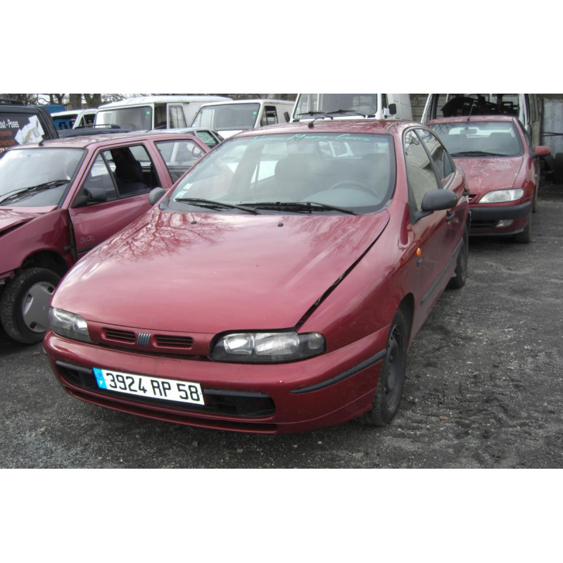 Feu arriere principal droit (feux) FIAT 1.6 I 105 16V d’occasion