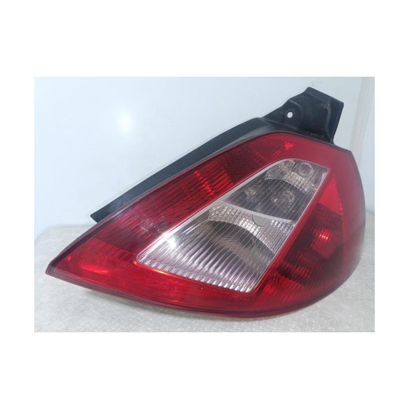 Feu arriere principal droit (feux) RENAULT MEGANE 2 PHASE 1 d’occasion