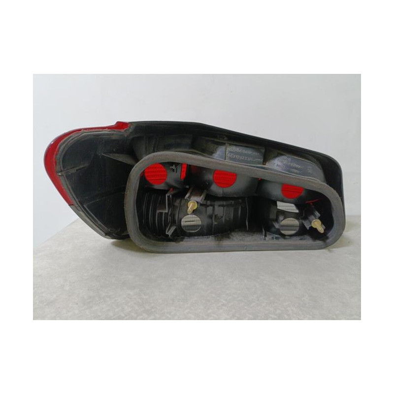 Feu arriere principal droit (feux) PEUGEOT 306 PHASE 2 d’occasion