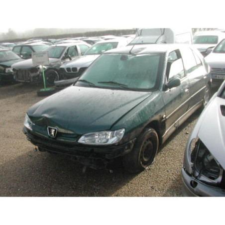 Platine feu arriere gauche PEUGEOT 306 PHASE 2 d’occasion