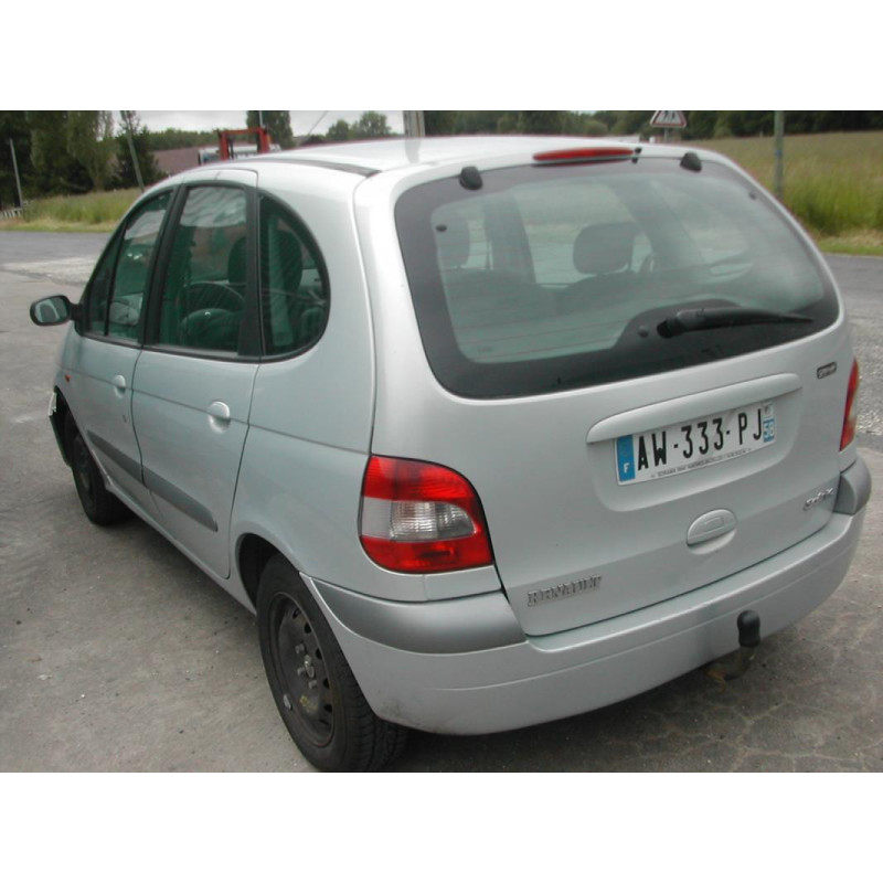 Platine feu arriere droit RENAULT SCENIC 1 PHASE 2 d’occasion
