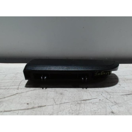 Feu arriere stop central CITROEN BERLINGO 1 PHASE 2 d’occasion