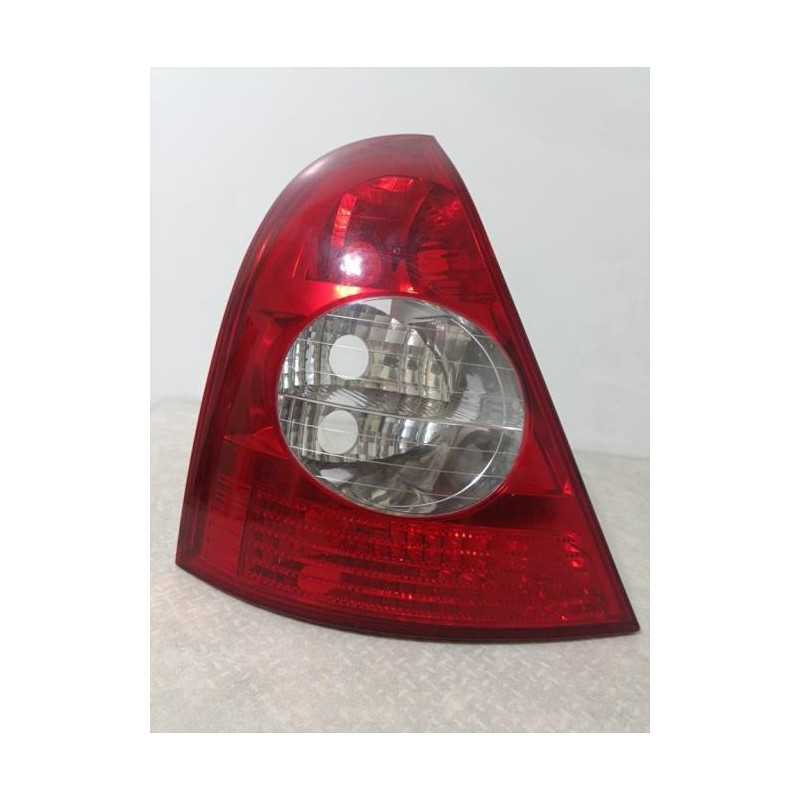 Feu arriere principal gauche (feux) RENAULT CLIO 2 PHASE 2 d’occasion
