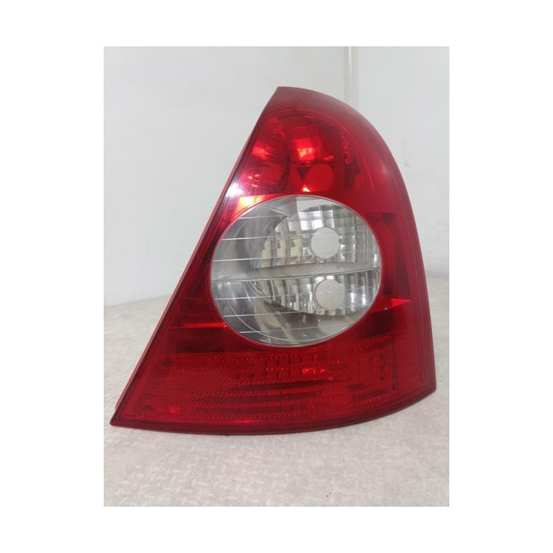 Feu arriere principal droit (feux) RENAULT CLIO 2 PHASE 2 d’occasion