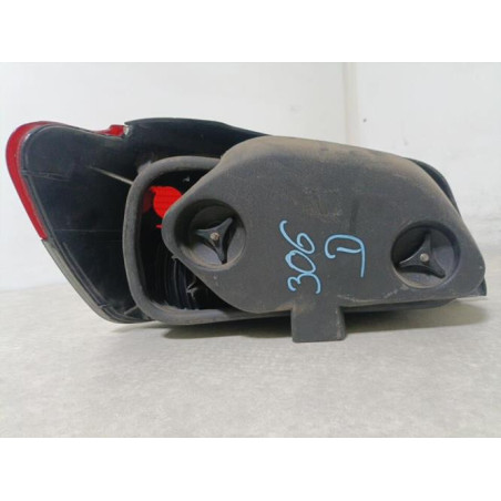 Feu arriere principal droit (feux) PEUGEOT 306 PHASE 2 d’occasion