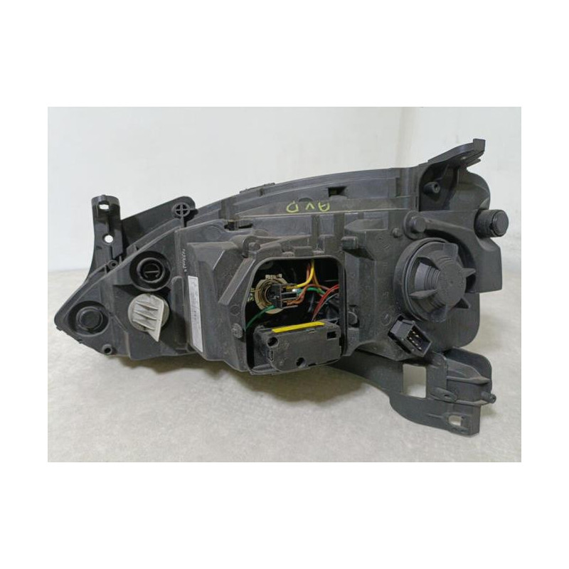 Optique avant principal droit (feux)(phare) OPEL CORSA C PHASE 2 d’occasion