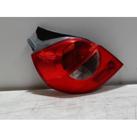 Feu arriere principal gauche (feux) RENAULT CLIO 3 PHASE 1 d’occasion