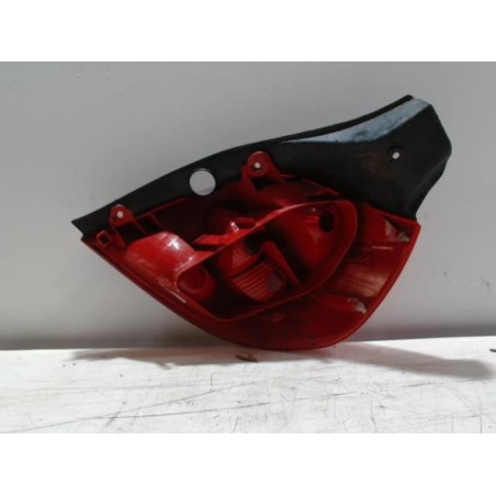 Feu arriere principal gauche (feux) RENAULT CLIO 3 PHASE 1 d’occasion