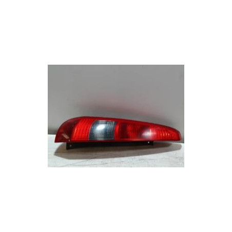 Feu arriere principal gauche (feux) FORD FIESTA 5 PHASE 1 d’occasion