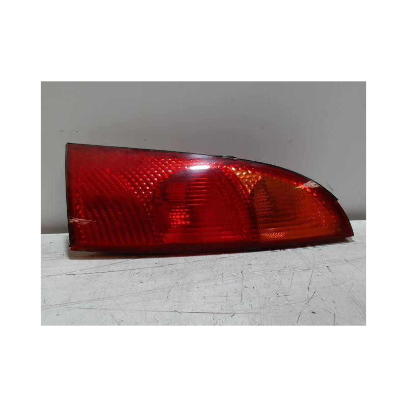 Feu arriere principal gauche (feux) FORD FOCUS 1 d’occasion