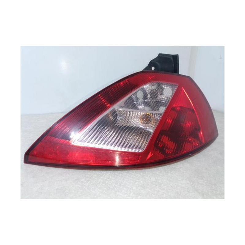 Feu arriere principal droit (feux) RENAULT MEGANE 2 PHASE 1 d’occasion