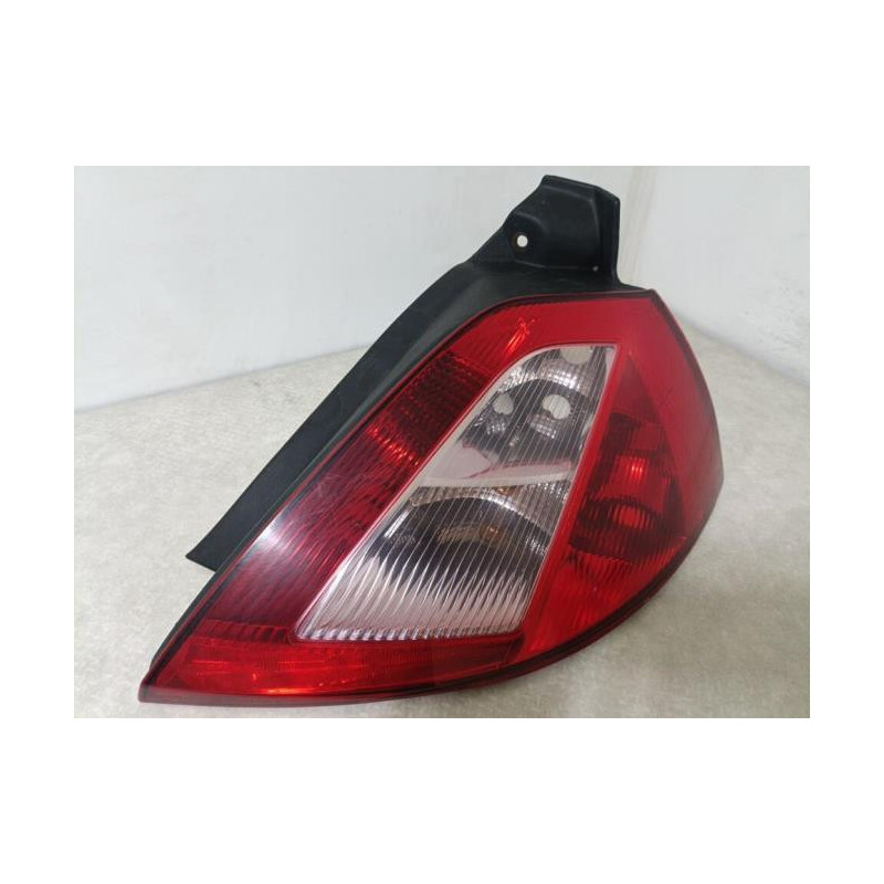 Feu arriere principal droit (feux) RENAULT MEGANE 2 PHASE 1 d’occasion