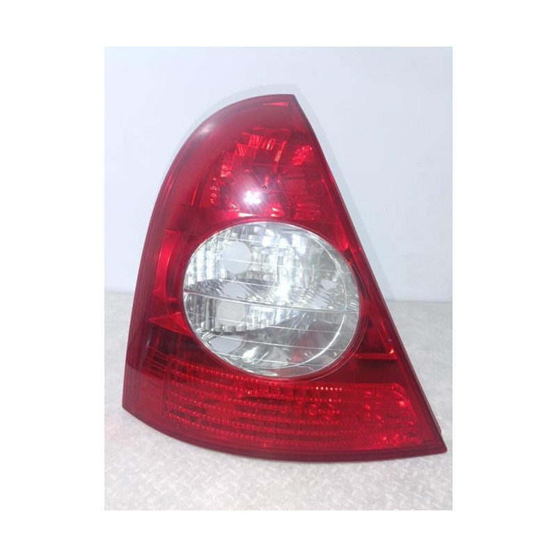 Feu arriere principal gauche (feux) RENAULT CLIO 2 PHASE 2 d’occasion