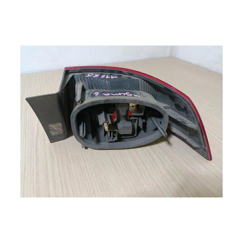 Feu arriere principal gauche (feux) RENAULT LAGUNA 2 PHASE 1 d’occasion