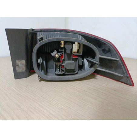 Feu arriere principal gauche (feux) RENAULT LAGUNA 2 PHASE 1 d’occasion