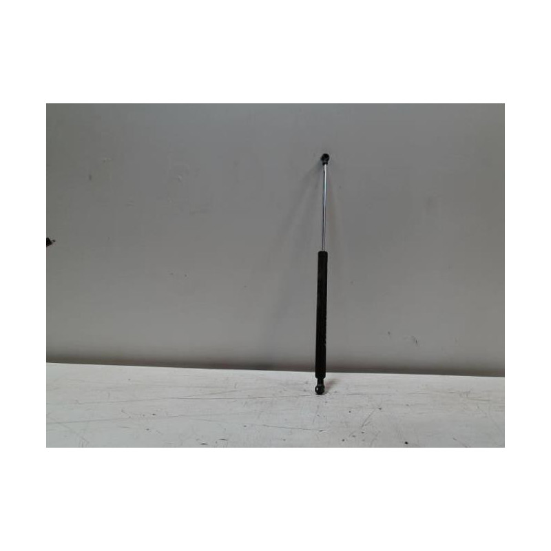 Verin de coffre droit RENAULT LAGUNA 1 PHASE 1 d’occasion