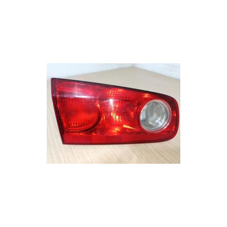 Feu arriere secondaire gauche (feux) RENAULT LAGUNA 2 PHASE 2 d’occasion