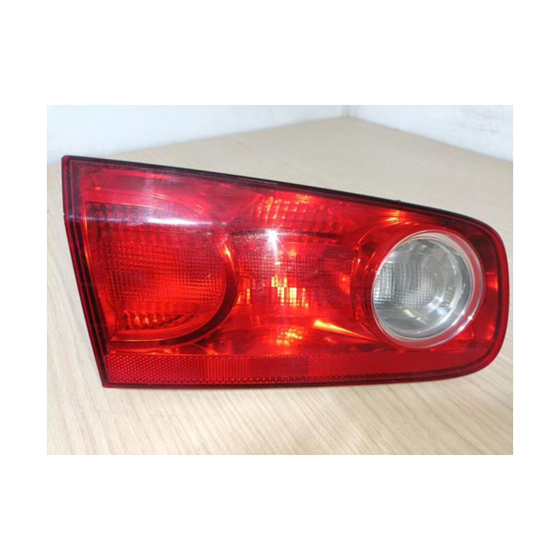Feu arriere secondaire gauche (feux) RENAULT LAGUNA 2 PHASE 2 d’occasion