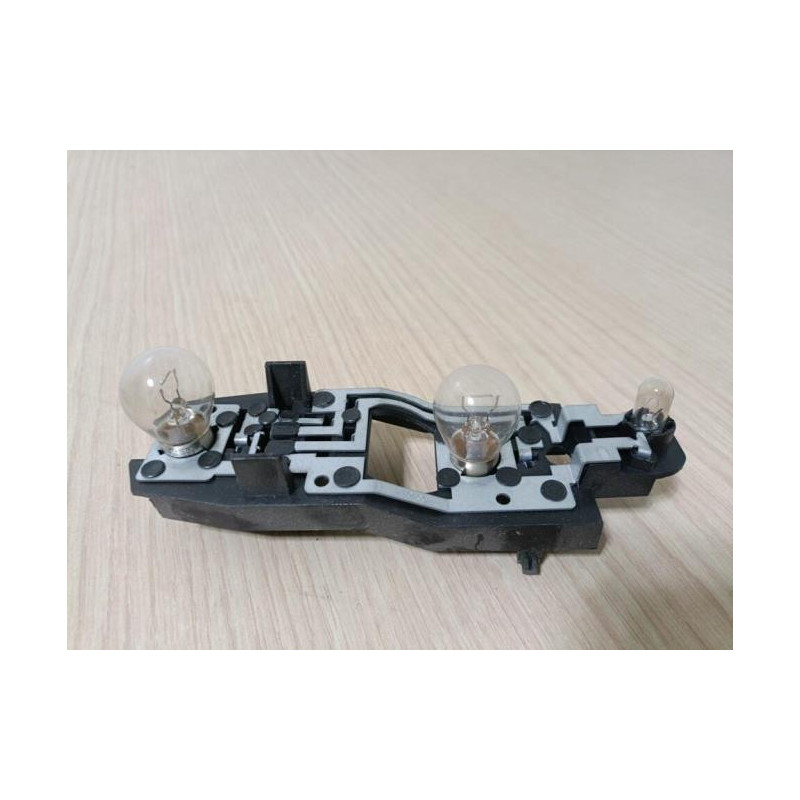 Platine feu arriere gauche RENAULT LAGUNA 2 PHASE 2 d’occasion