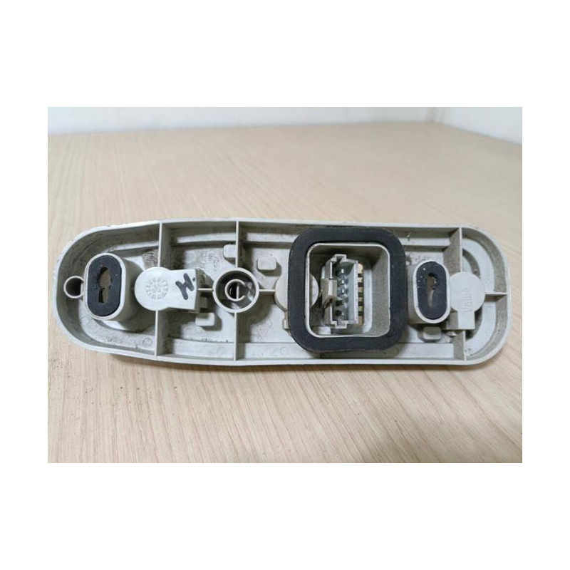 Platine feu arriere droit RENAULT TWINGO 1 PHASE 2 d’occasion