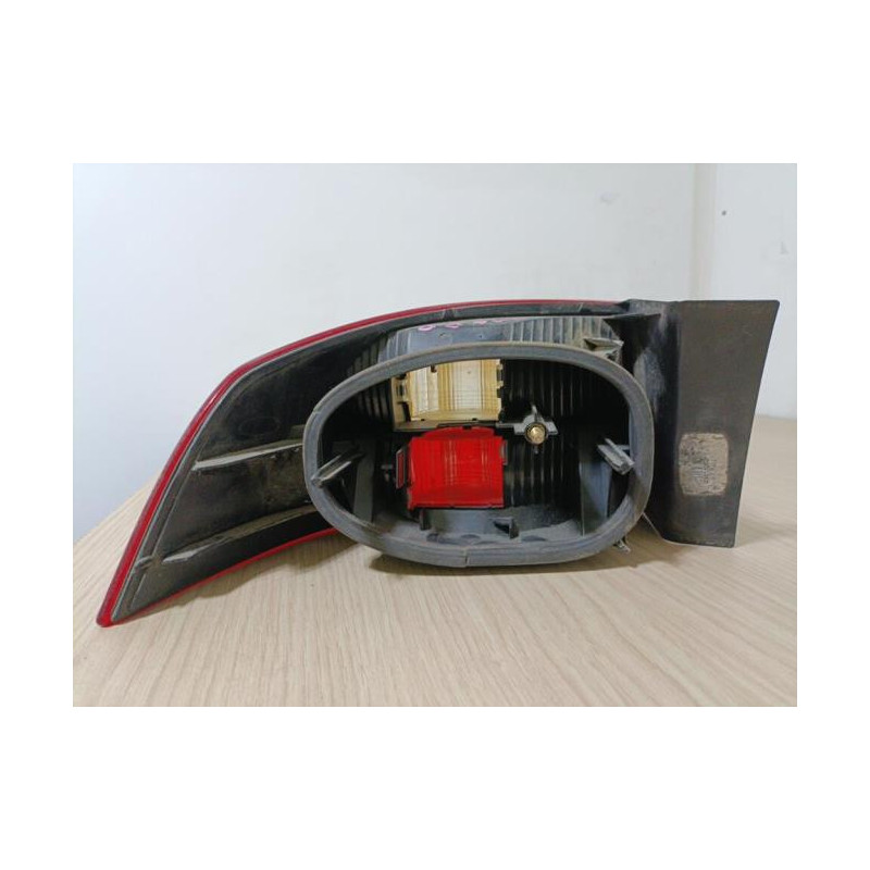 Feu arriere principal droit (feux) RENAULT LAGUNA 2 PHASE 1 d’occasion