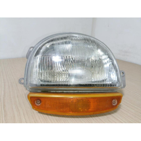 Optique avant principal droit (feux)(phare) RENAULT TWINGO 1 PHASE 1 d’occasion