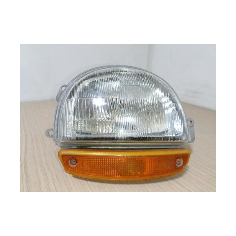 Optique avant principal droit (feux)(phare) RENAULT TWINGO 1 PHASE 1 d’occasion