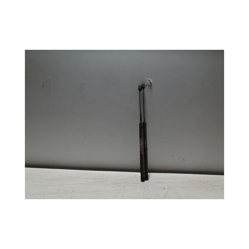 Verin de coffre FIAT PUNTO 2 PHASE 1 d’occasion