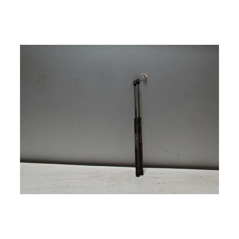 Verin de coffre FIAT PUNTO 2 PHASE 1 d’occasion