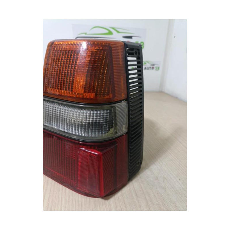 Feu arriere principal droit (feux) NISSAN SUNNY 1 BREAK d’occasion