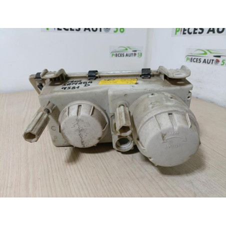 Optique avant principal droit (feux)(phare) LADA 111 BREAK d’occasion