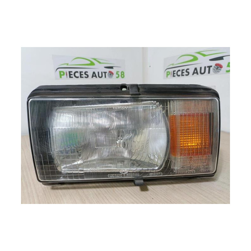 Optique avant principal gauche (feux)(phare) LADA  d’occasion