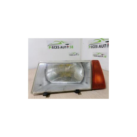 Optique avant principal gauche (feux)(phare) LADA SAMARA d’occasion