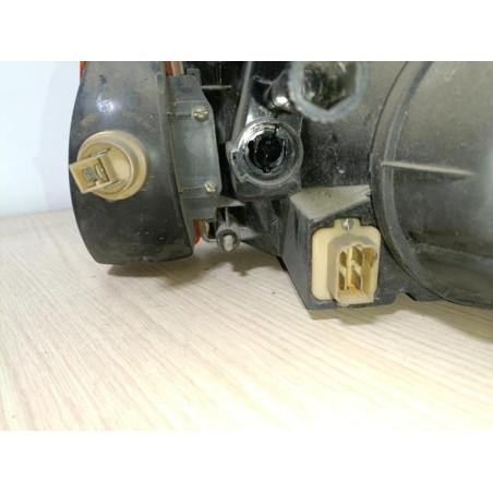 Optique avant principal gauche (feux)(phare) LADA SAMARA d’occasion