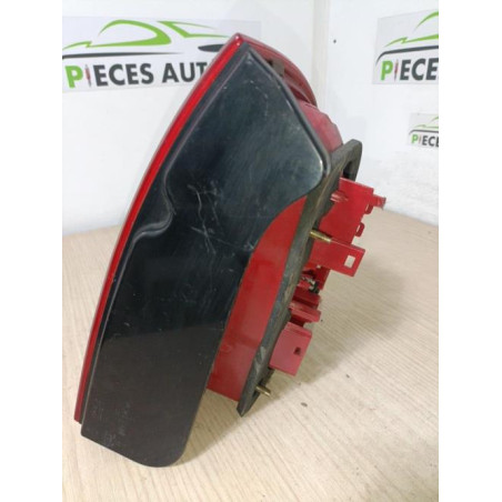 Feu arriere principal gauche (feux) VOLKSWAGEN PASSAT 4 PHASE 2 d’occasion