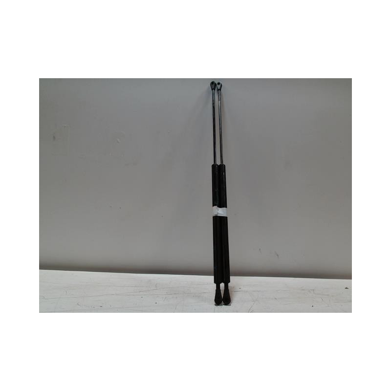 Verin de coffre RENAULT SUPER 5 d’occasion