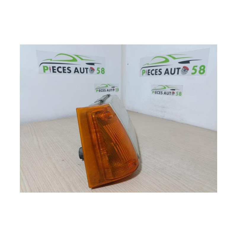 Optique avant principal droit (feux)(phare) SEAT  d’occasion
