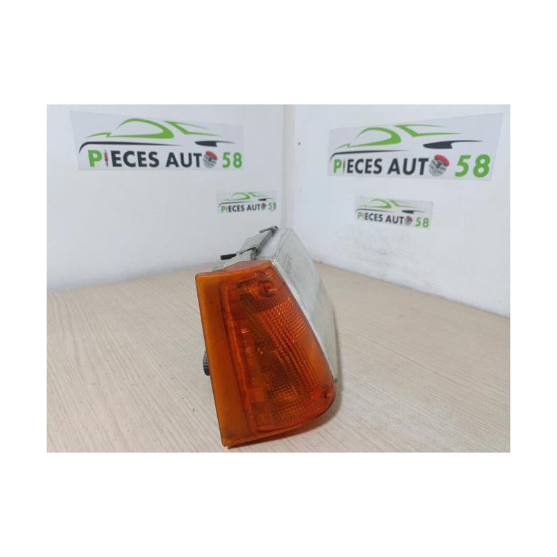 Optique avant principal droit (feux)(phare) SEAT  d’occasion