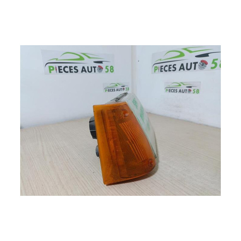 Optique avant principal droit (feux)(phare) SEAT  d’occasion