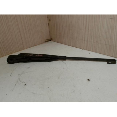 Bras essuie glace arriere PEUGEOT 106 PHASE 1 d’occasion