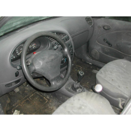 Feu arriere principal droit (feux) FORD 1.8 D 60 8V d’occasion