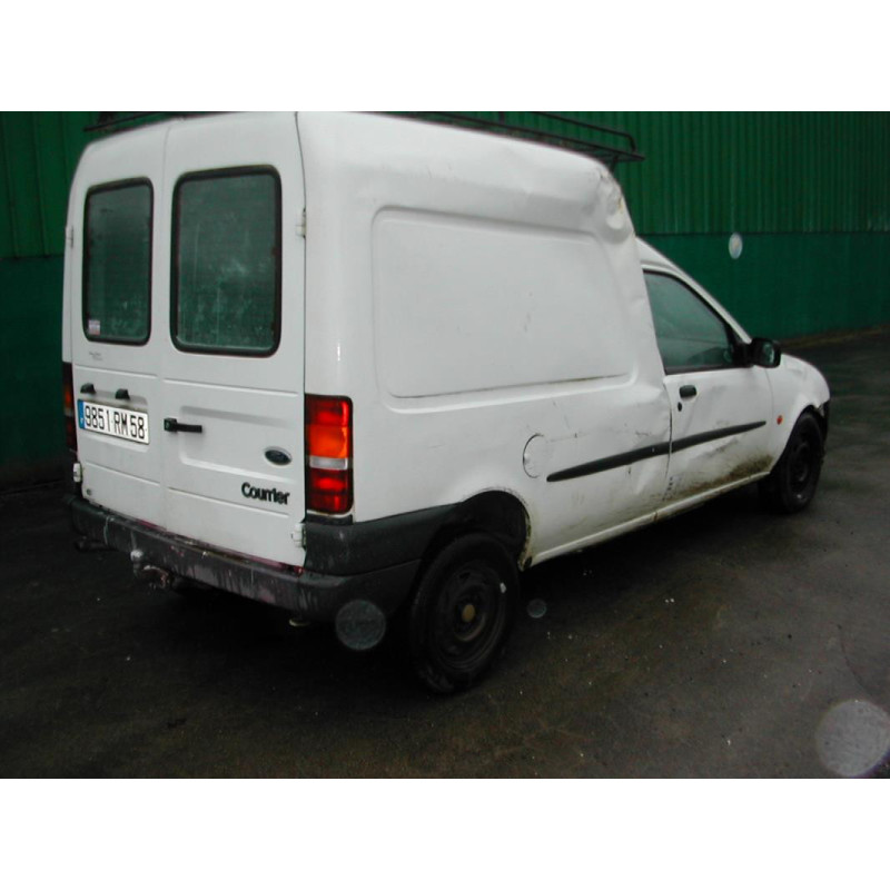 Feu arriere principal droit (feux) FORD 1.8 D 60 8V d’occasion