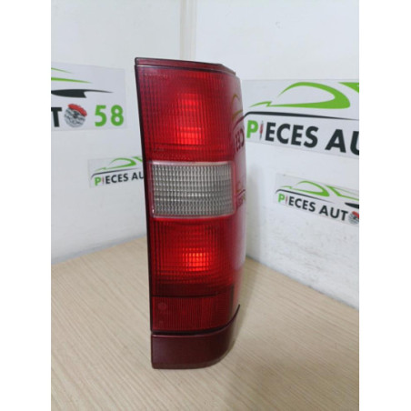 Feu arriere principal droit (feux) VOLVO 850 PHASE 2 BREAK d’occasion