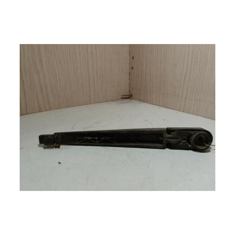Bras essuie glace arriere TOYOTA RAV4 2 PHASE 1 d’occasion