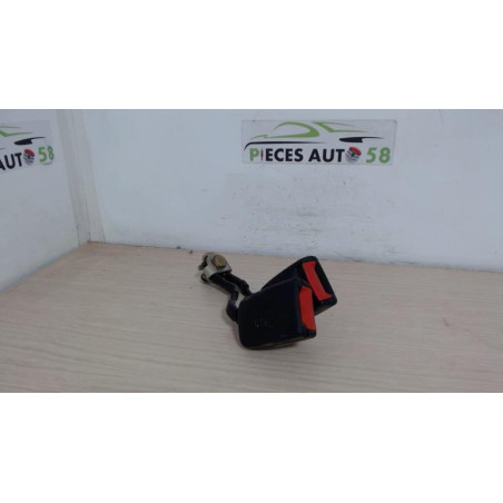 Attache ceinture arriere gauche VOLKSWAGEN  d’occasion