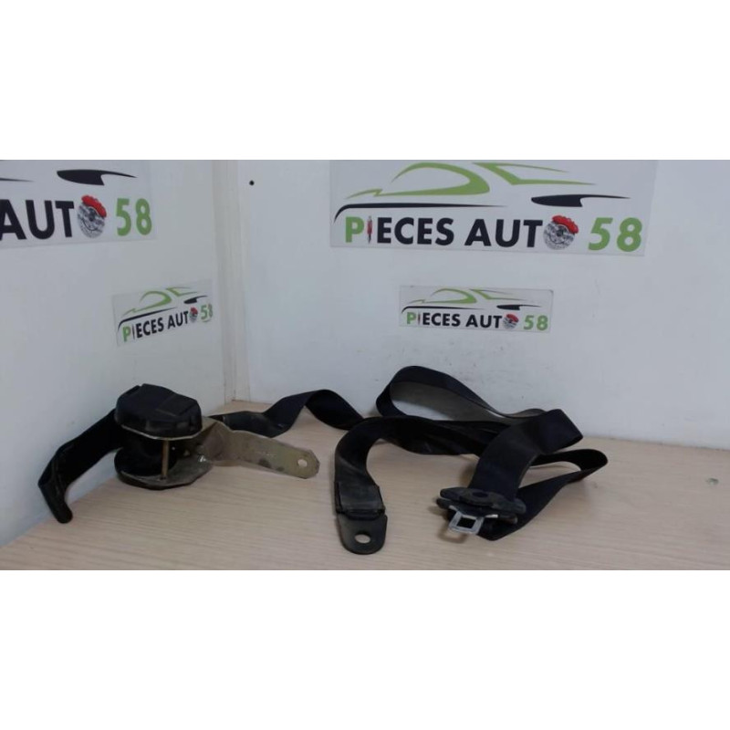 Ceinture avant droit OPEL CORSA A PHASE 1 d’occasion