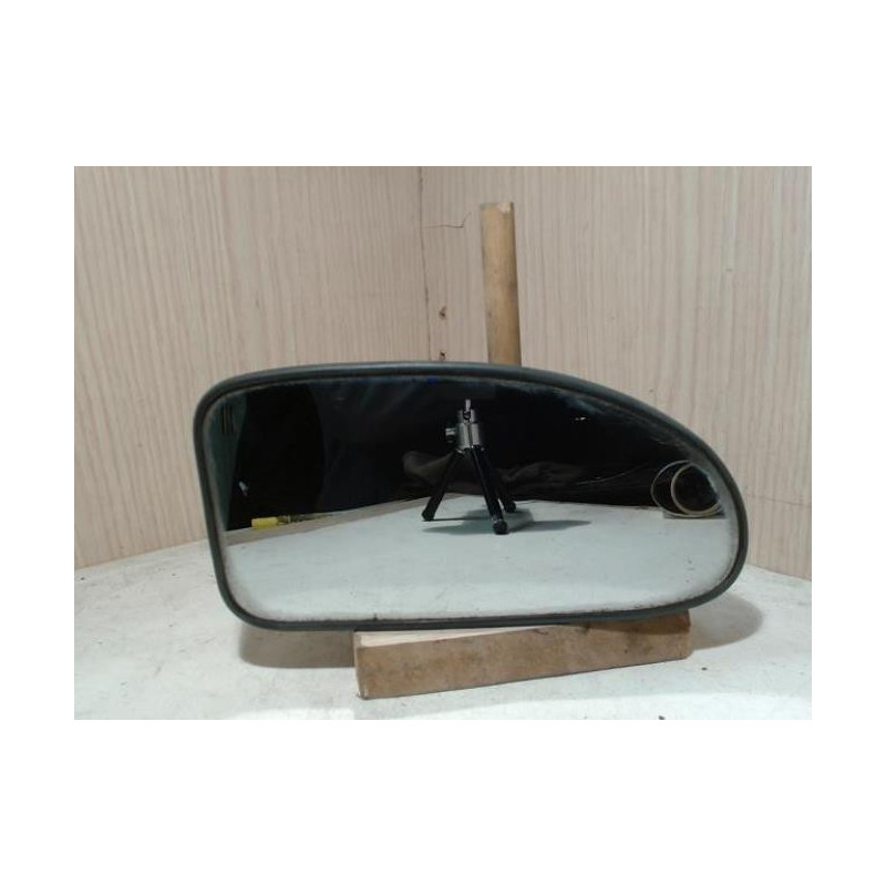 Glace retroviseur droit FORD FOCUS 1 d’occasion